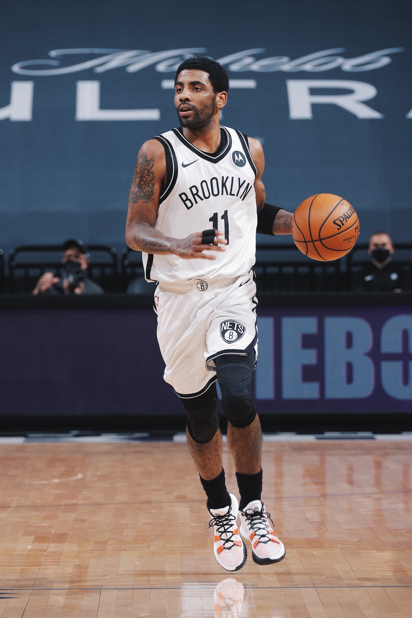 背后的逻辑 背后的逻辑